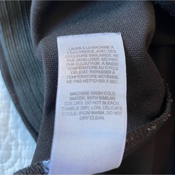 GARAGE Fit and Flare Pull-On Pants with Stretch and Seam Detail Size Medium - Picture 11 of 14